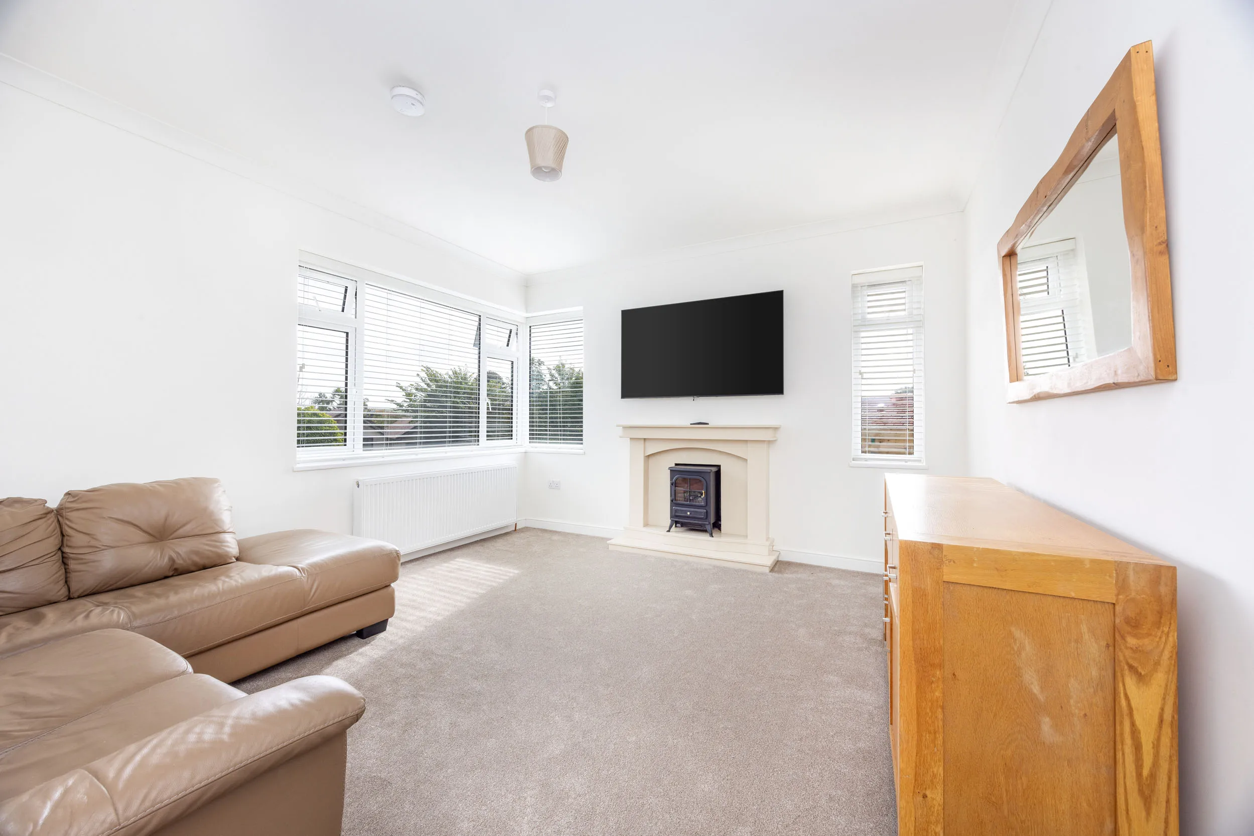 2 Wybourn Drive, Onchan. - Photo 5 of 31