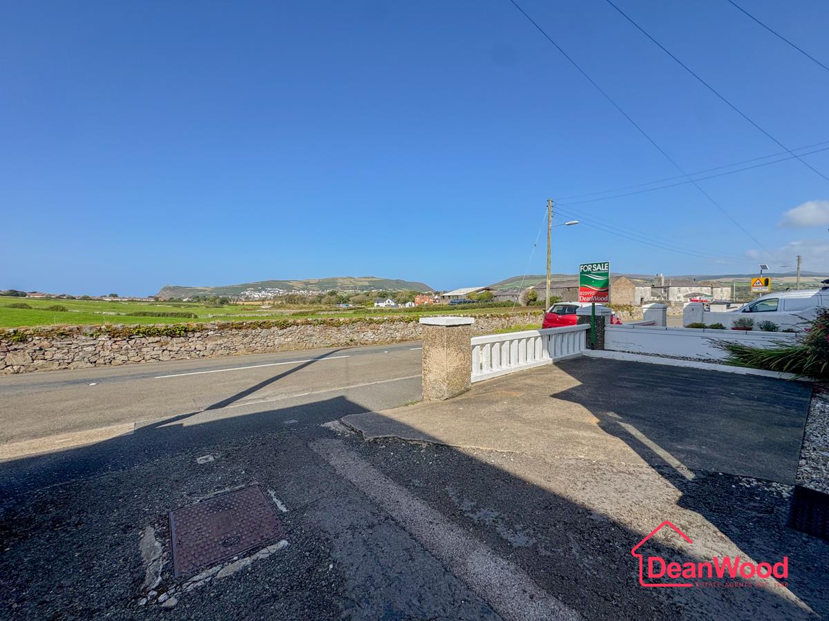 Kerrow Moar, Plantation Road, Port St Mary. - Photo 2 of 28