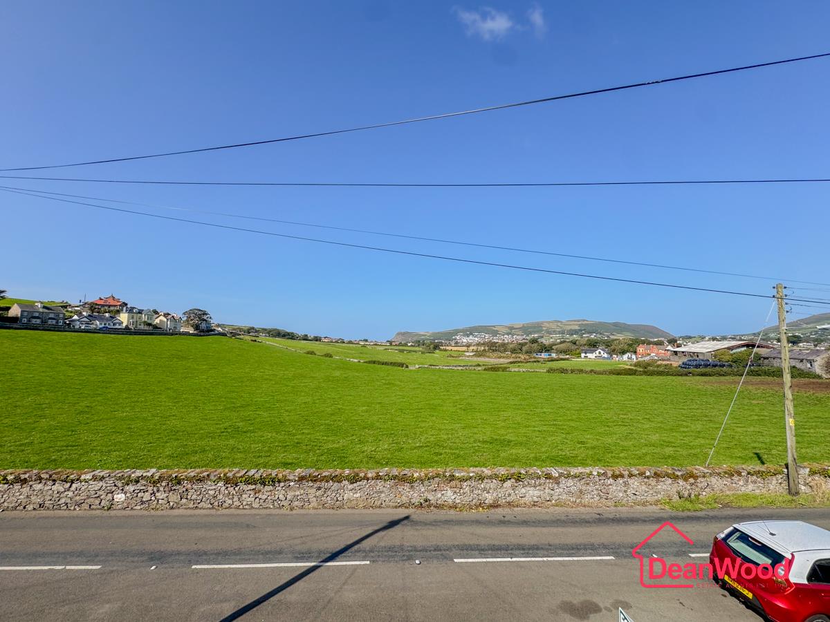 Kerrow Moar, Plantation Road, Port St Mary. - Photo 4 of 28