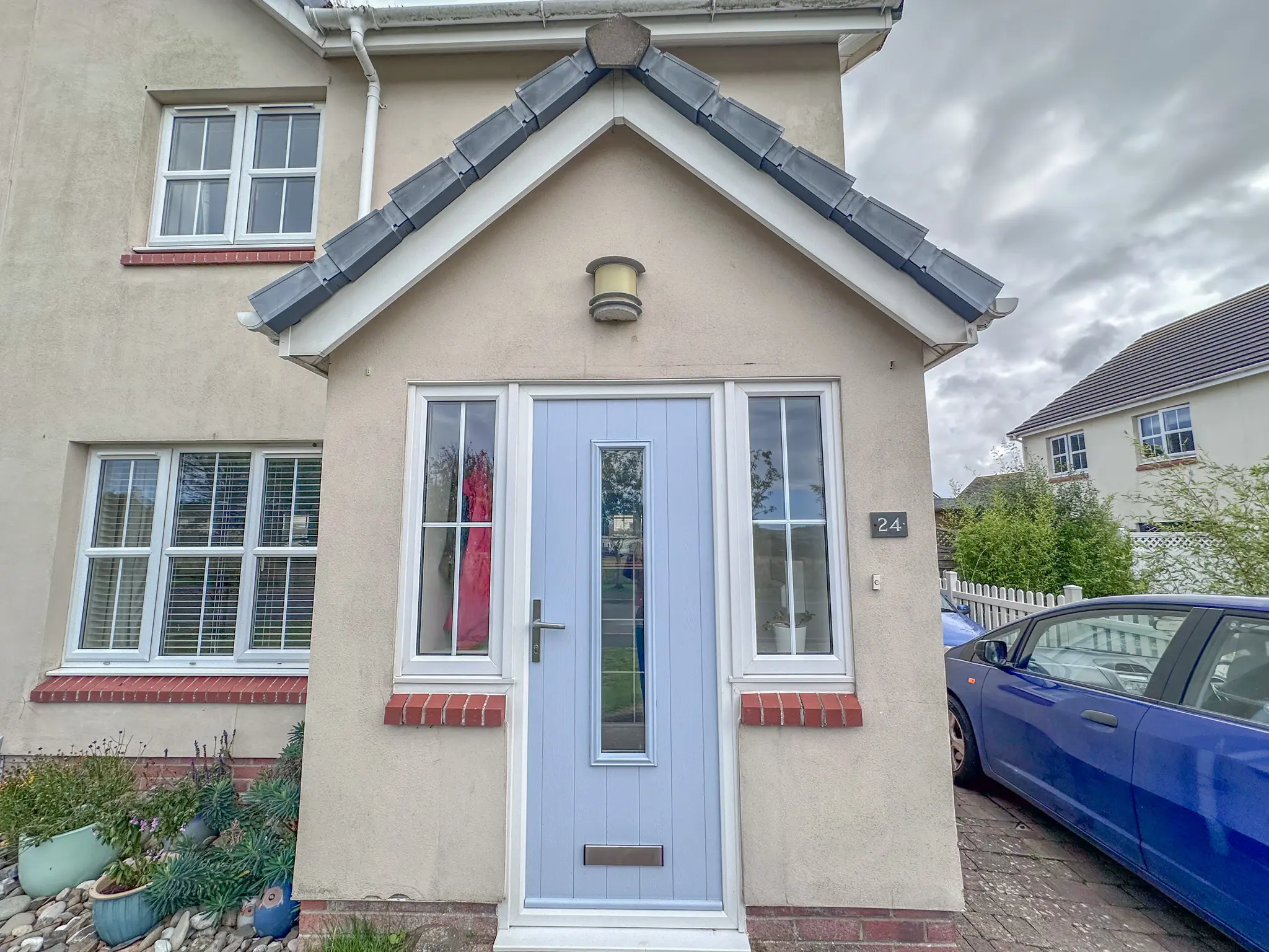 24 McLeod’s Field, Peel. - Photo 1 of 27