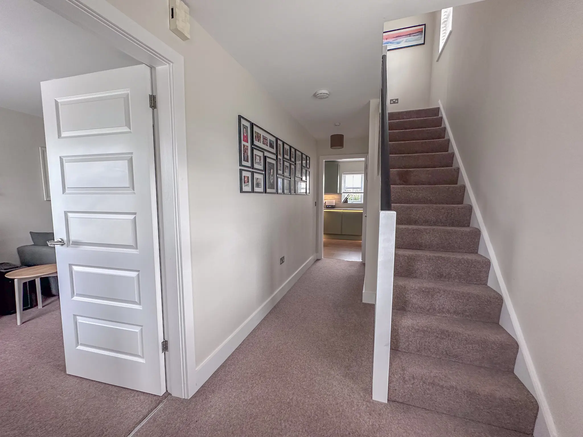 24 McLeod’s Field, Peel. - Photo 2 of 27