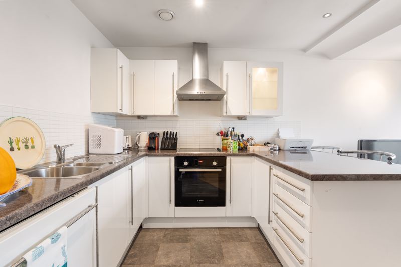 13 Riverside Apartments Old Castletown Road, Douglas IM1 5AN. - Photo 4 of 16