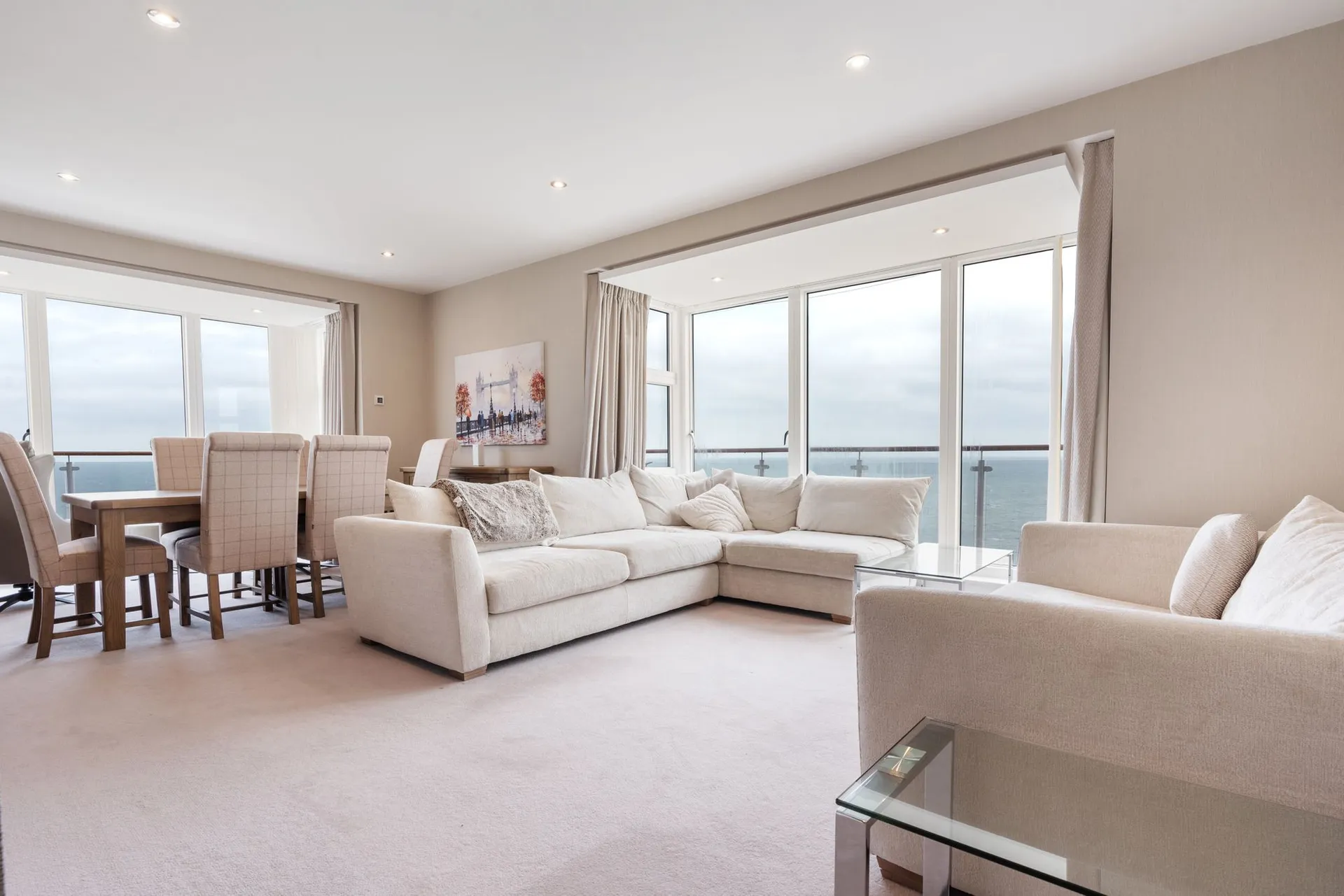 2 bed apartment to rent in 2 The Point, Douglas Head Road. - Photo 2 of 26