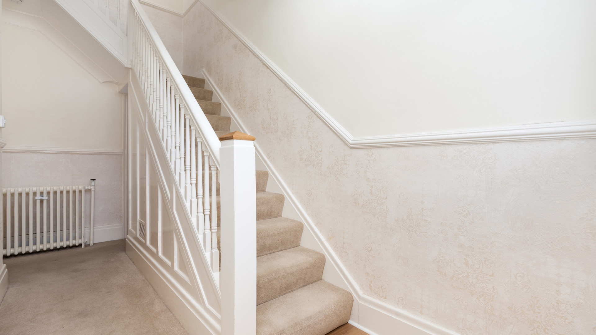 Huxley, 37 Westminster Drive, Douglas, IM1 4EJ. - Photo 3 of 26