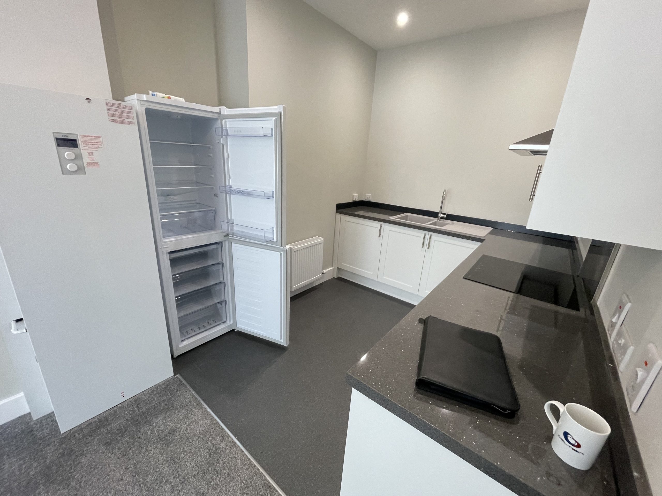 6 Goldie Terrace, Douglas, Isle of Man, IM1 1EB. - Photo 2 of 9