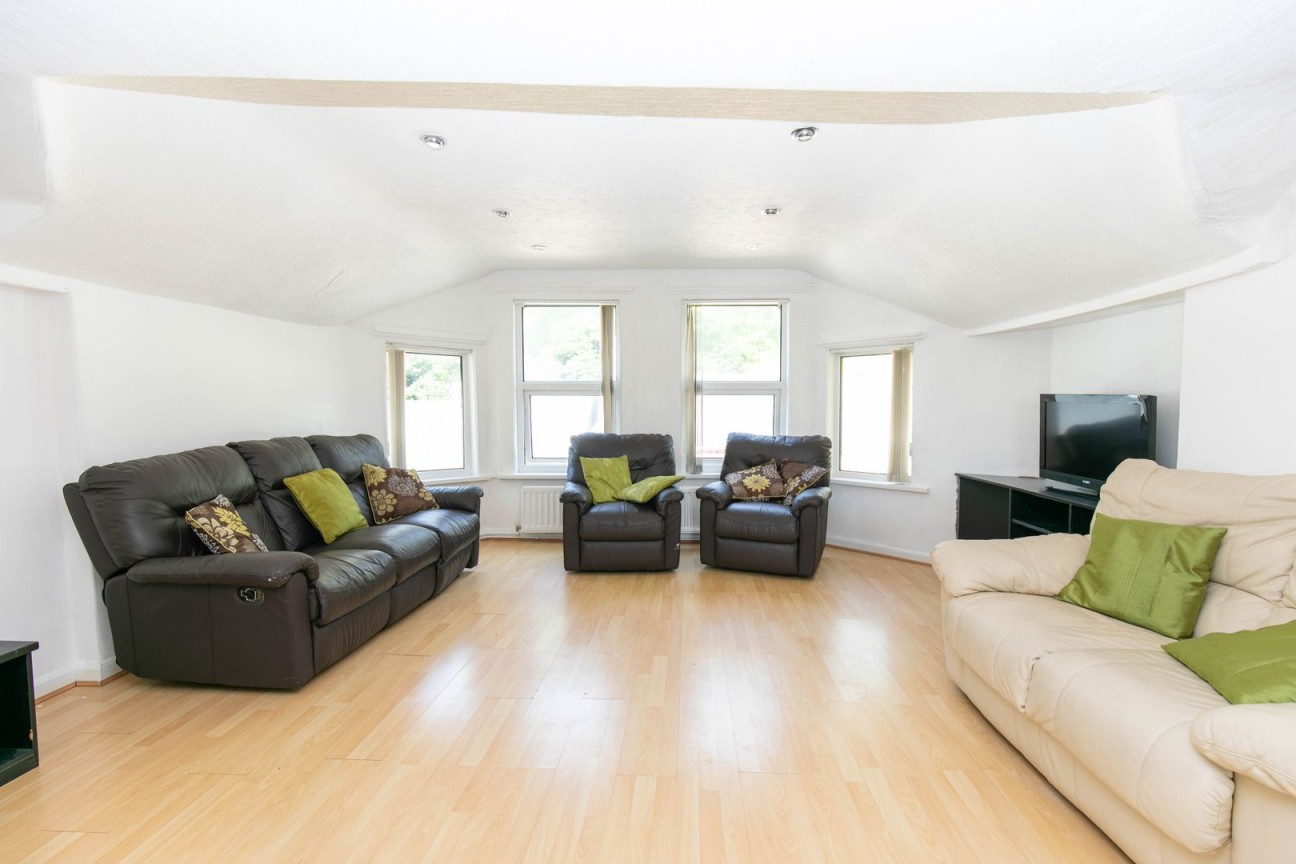 Second Floor Flat, 36, Castlemona Avenue, Douglas, IM2 4EG. - Photo 4 of 15