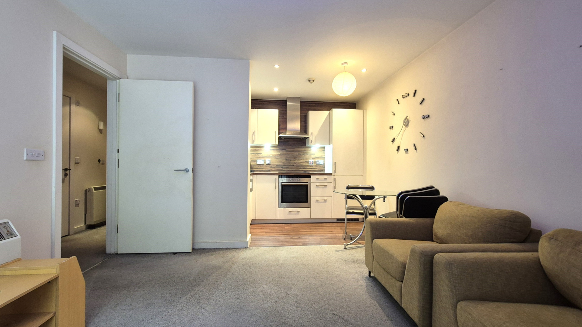 Apt. 18 Spectrum Apartments, Central Promenade, Douglas, IM2 4LL. - Photo 3 of 9