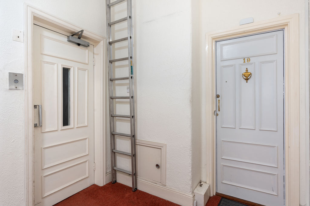 Flat 19/20 Isle of Alanis, Mooragh Promenade, Ramsey IM8 3AJ. - Photo 4 of 21