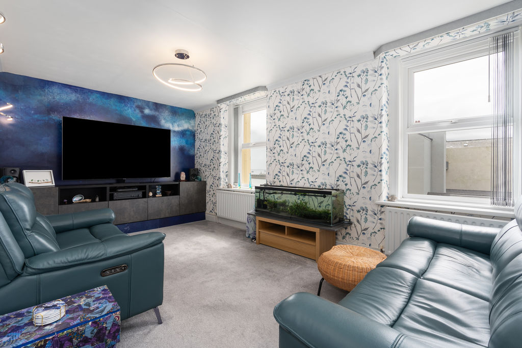 Flat 19/20 Isle of Alanis, Mooragh Promenade, Ramsey IM8 3AJ. - Photo 5 of 21