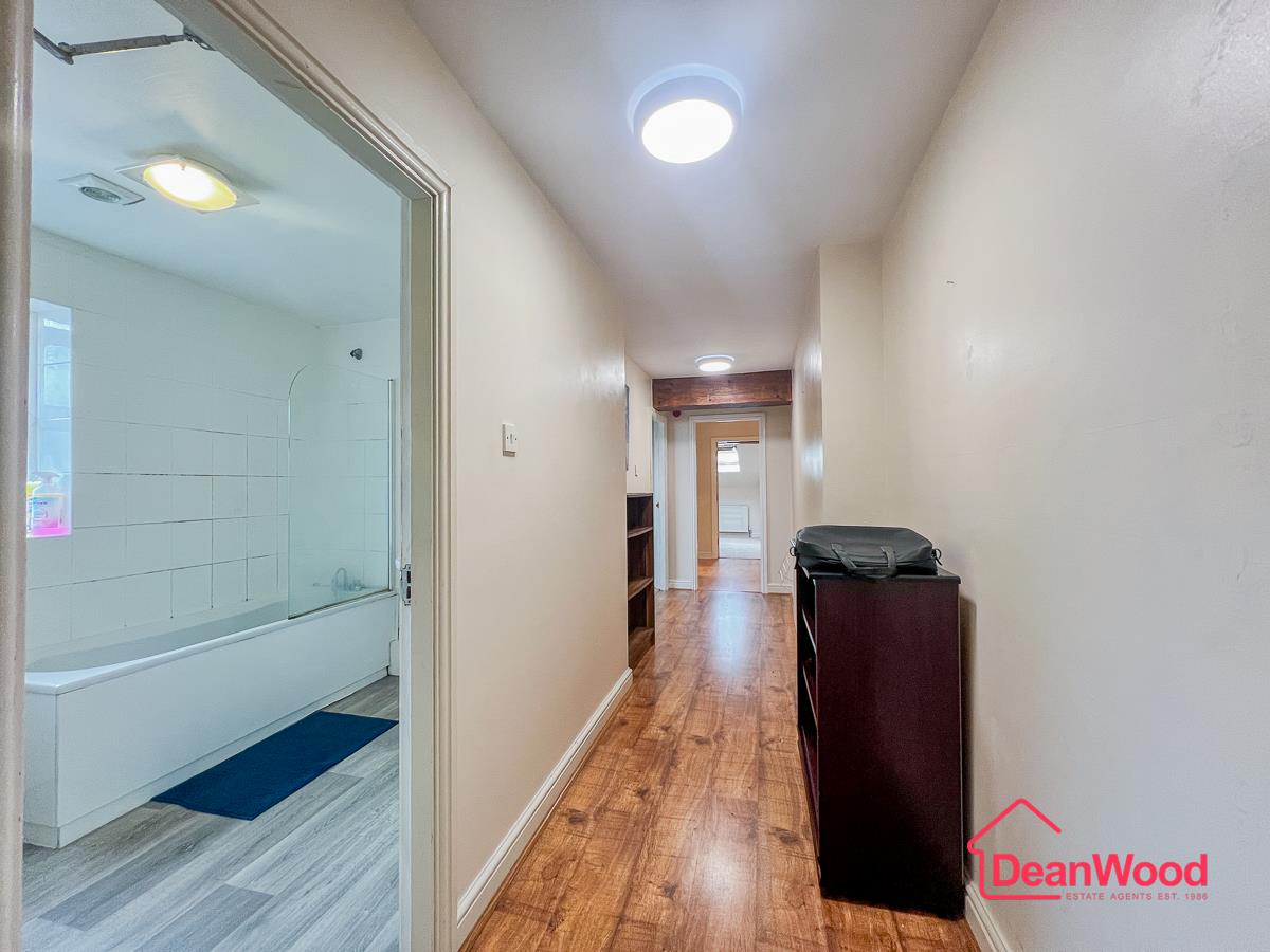22D Belmont Terrace, Douglas, isle of Man. - Photo 3 of 13