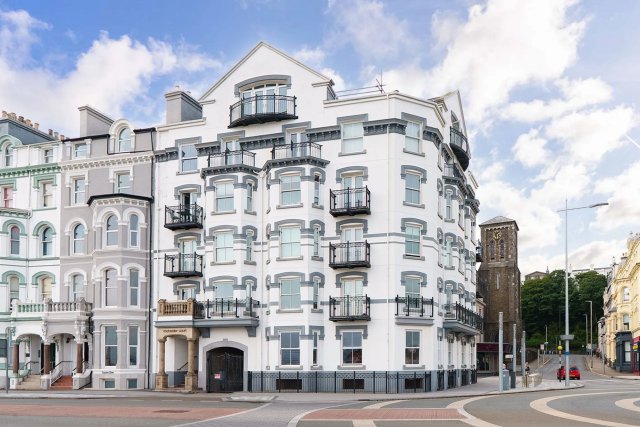 3 Rochester Court, 61 Loch Promenade, Douglas.