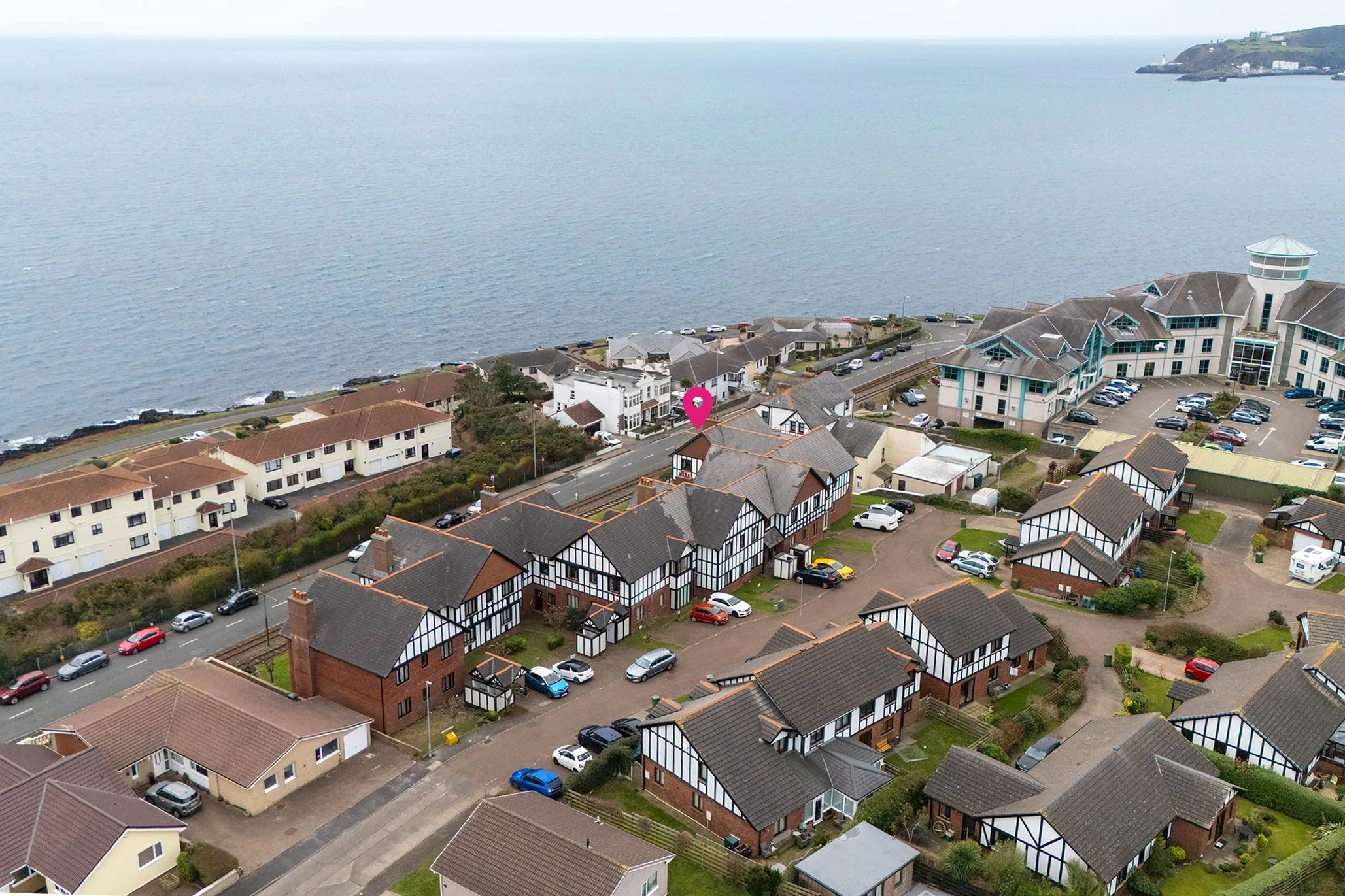 2 Douglas Bay Apartments, King Edward Close, Onchan, Douglas. - Photo 4 of 24
