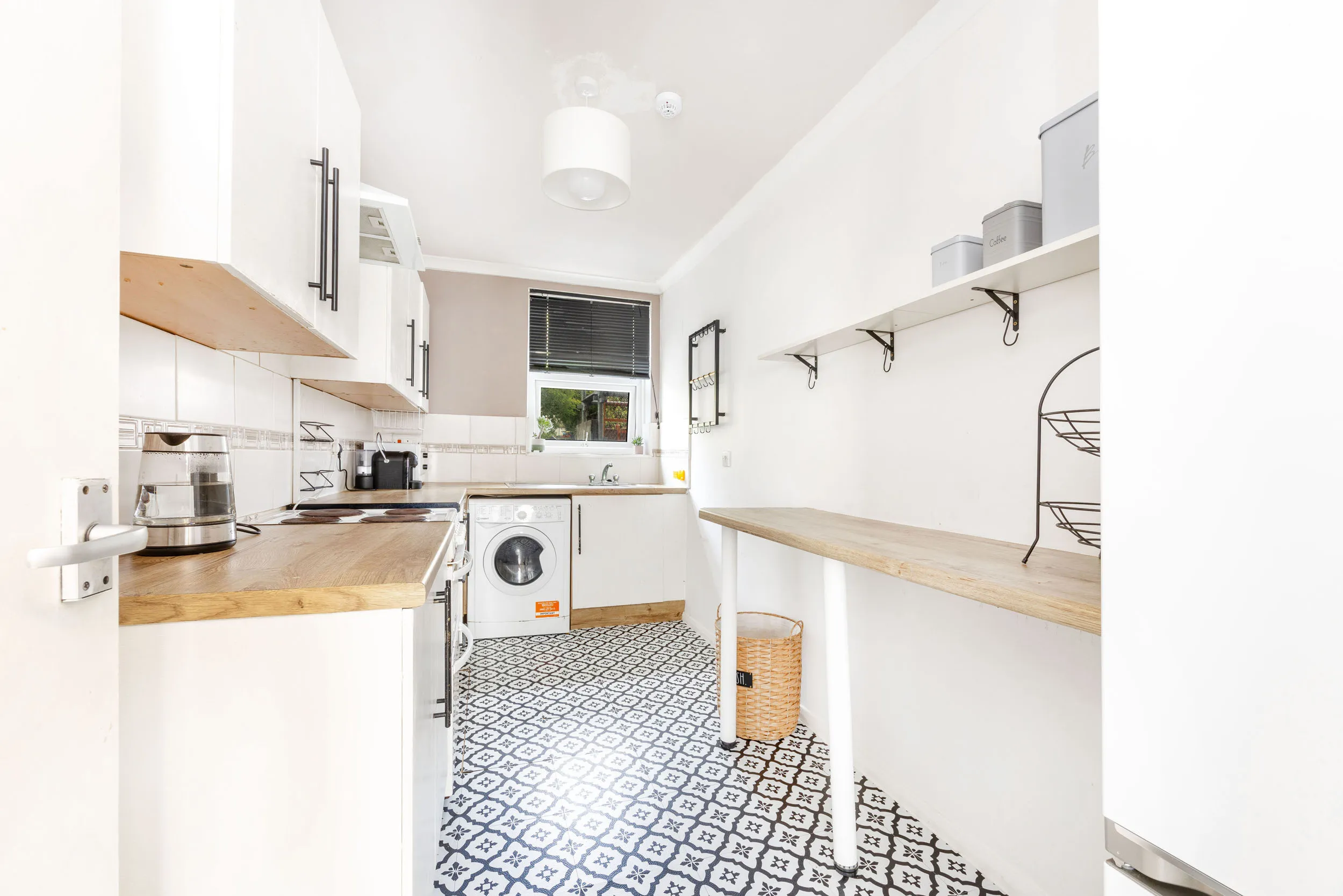 Flat 2, 2 Belmont Terrace, Circular Road, Douglas. - Photo 5 of 12
