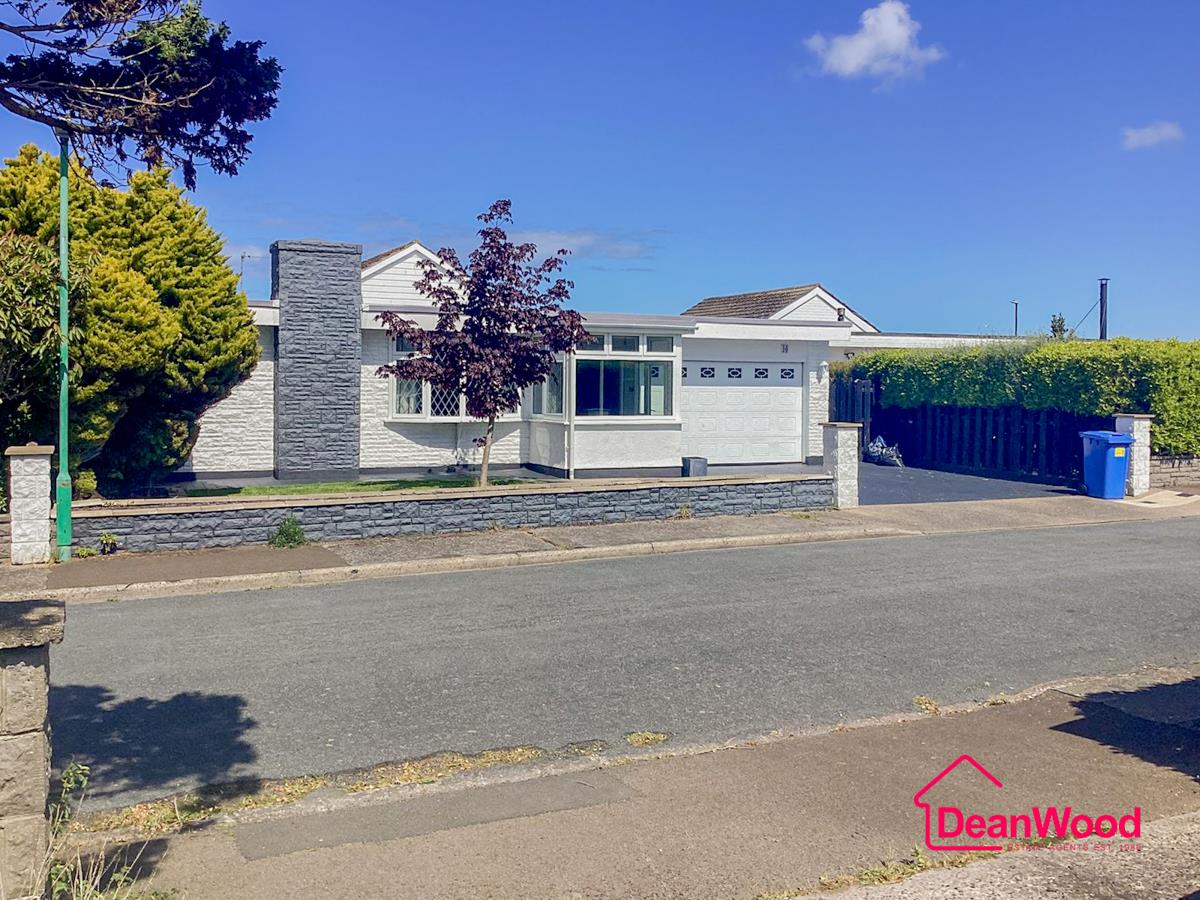 46 Rheast Mooar Avenue, Ramsey. - Photo 1 of 28