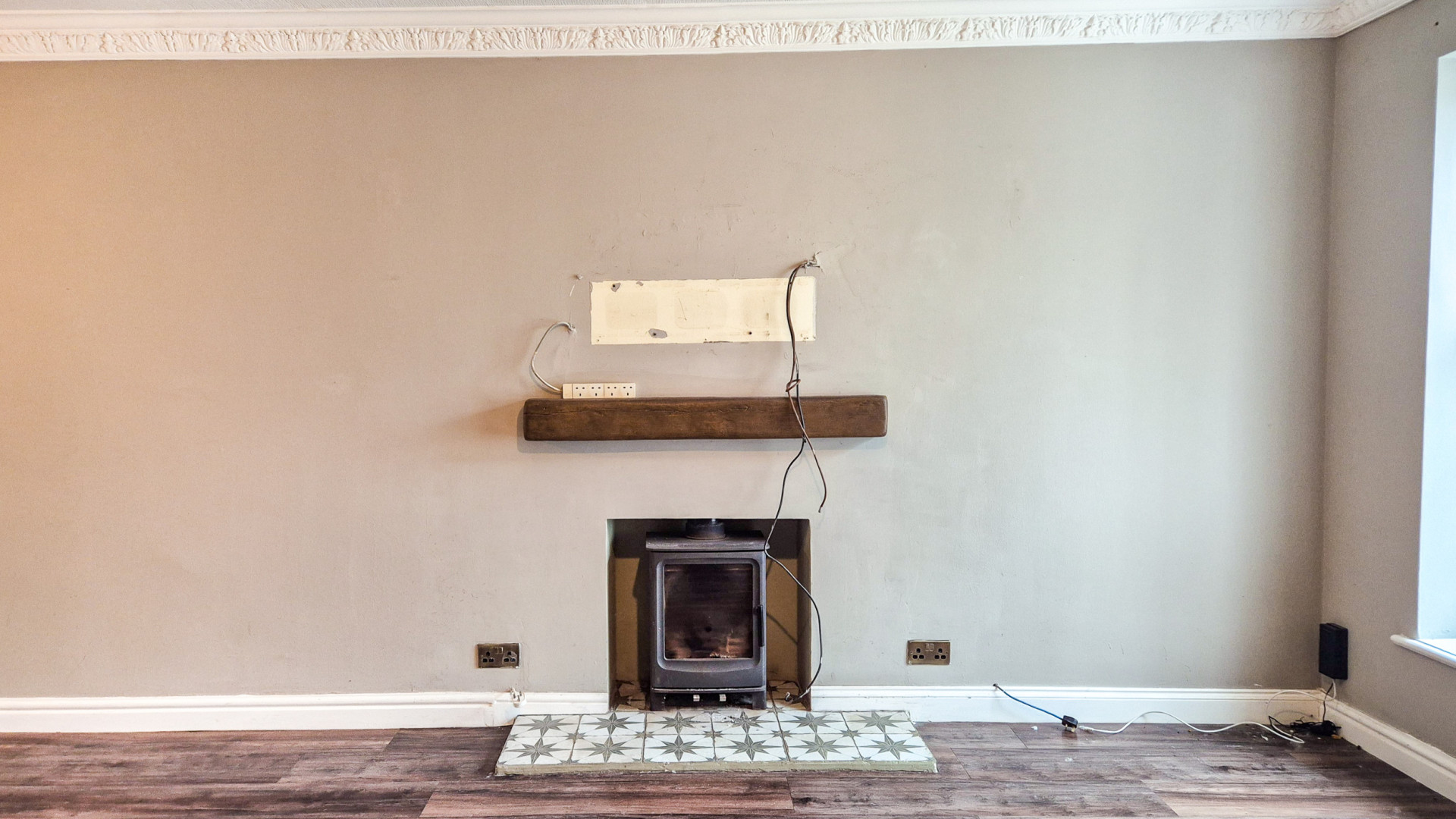 6 Larch Hill, Douglas, IM2 5NU. - Photo 4 of 26