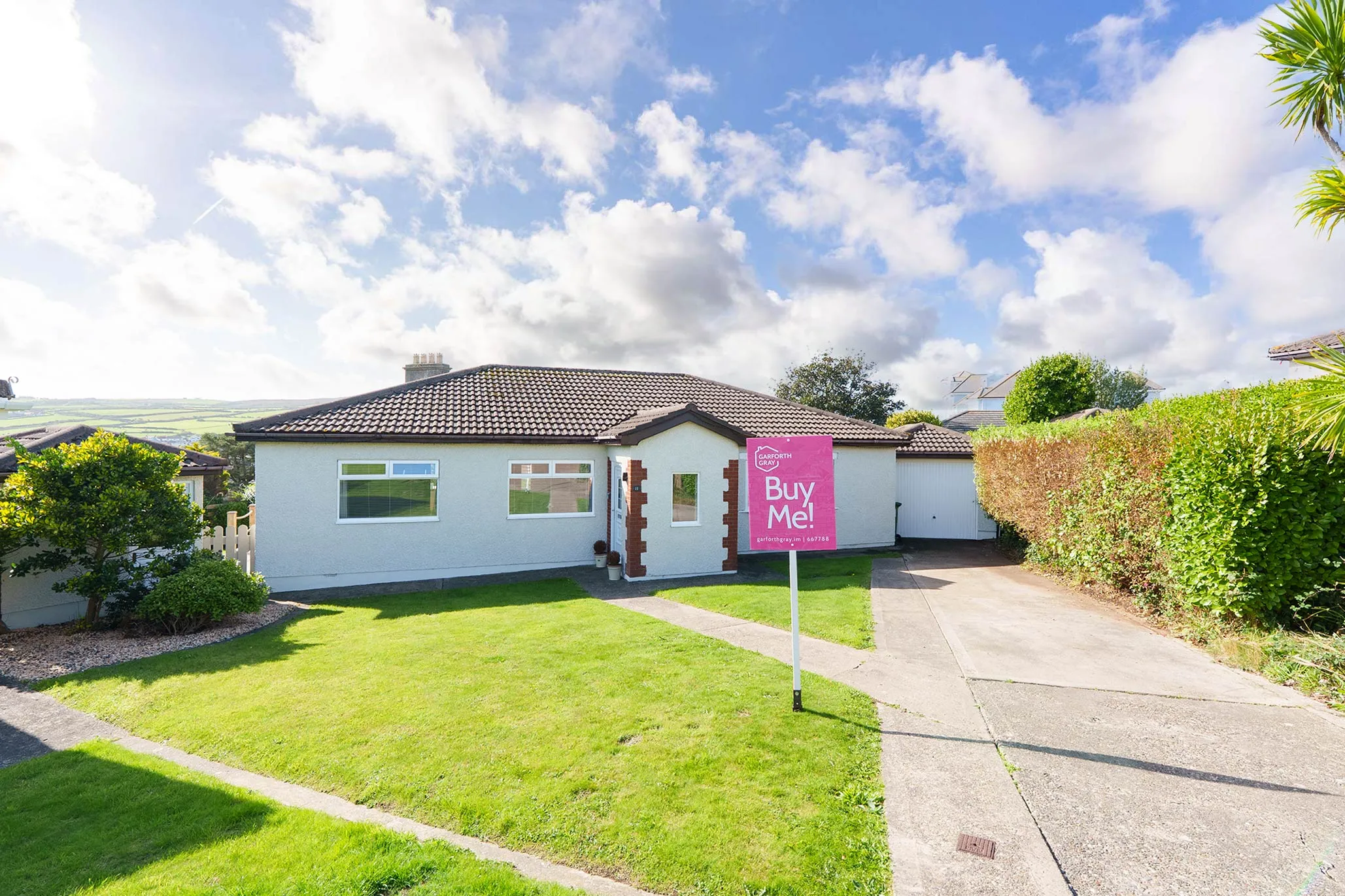 11 Fairway Close, Port Erin. - Photo 1 of 28