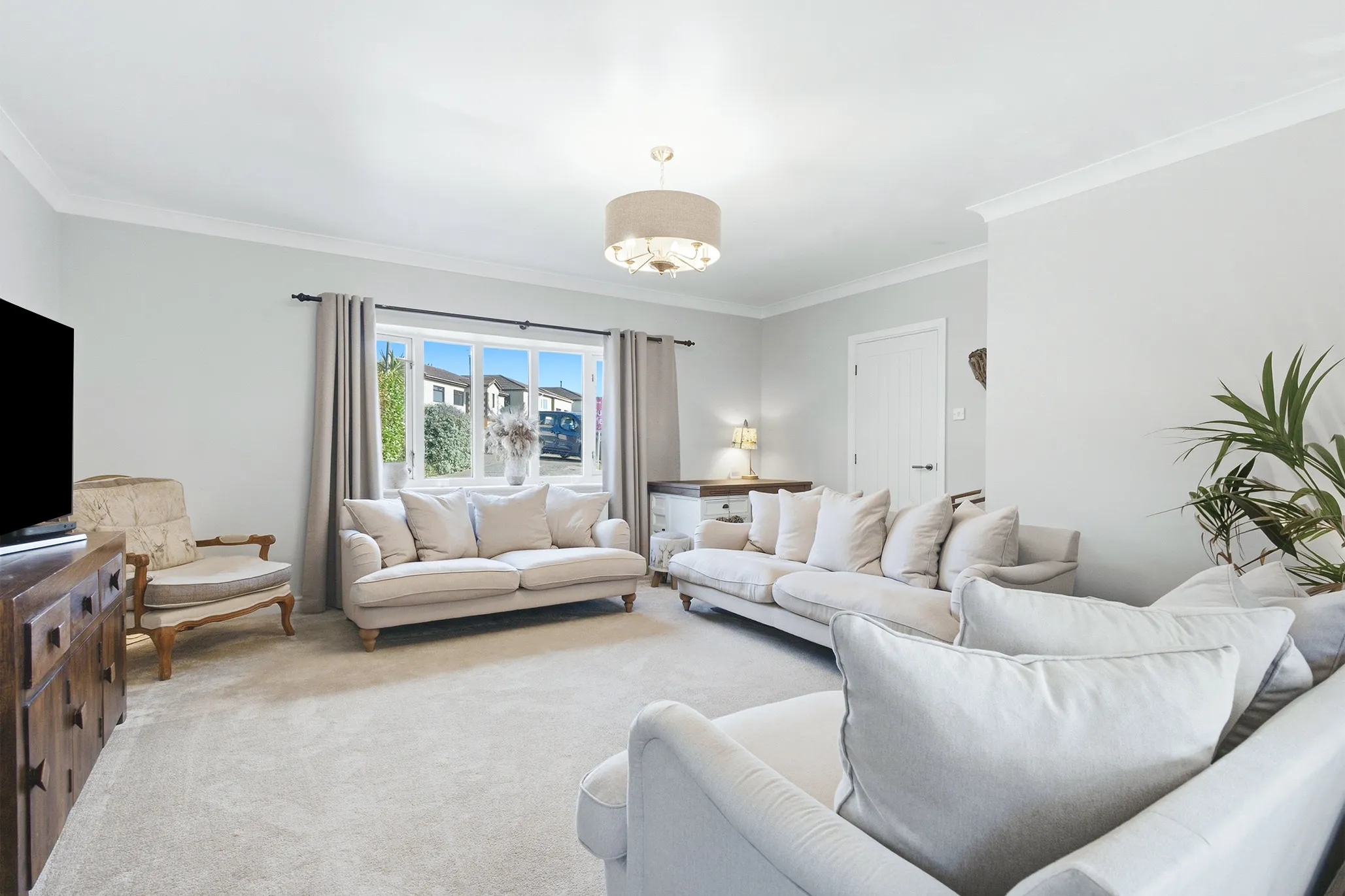 11 Fairway Close, Port Erin. - Photo 3 of 28