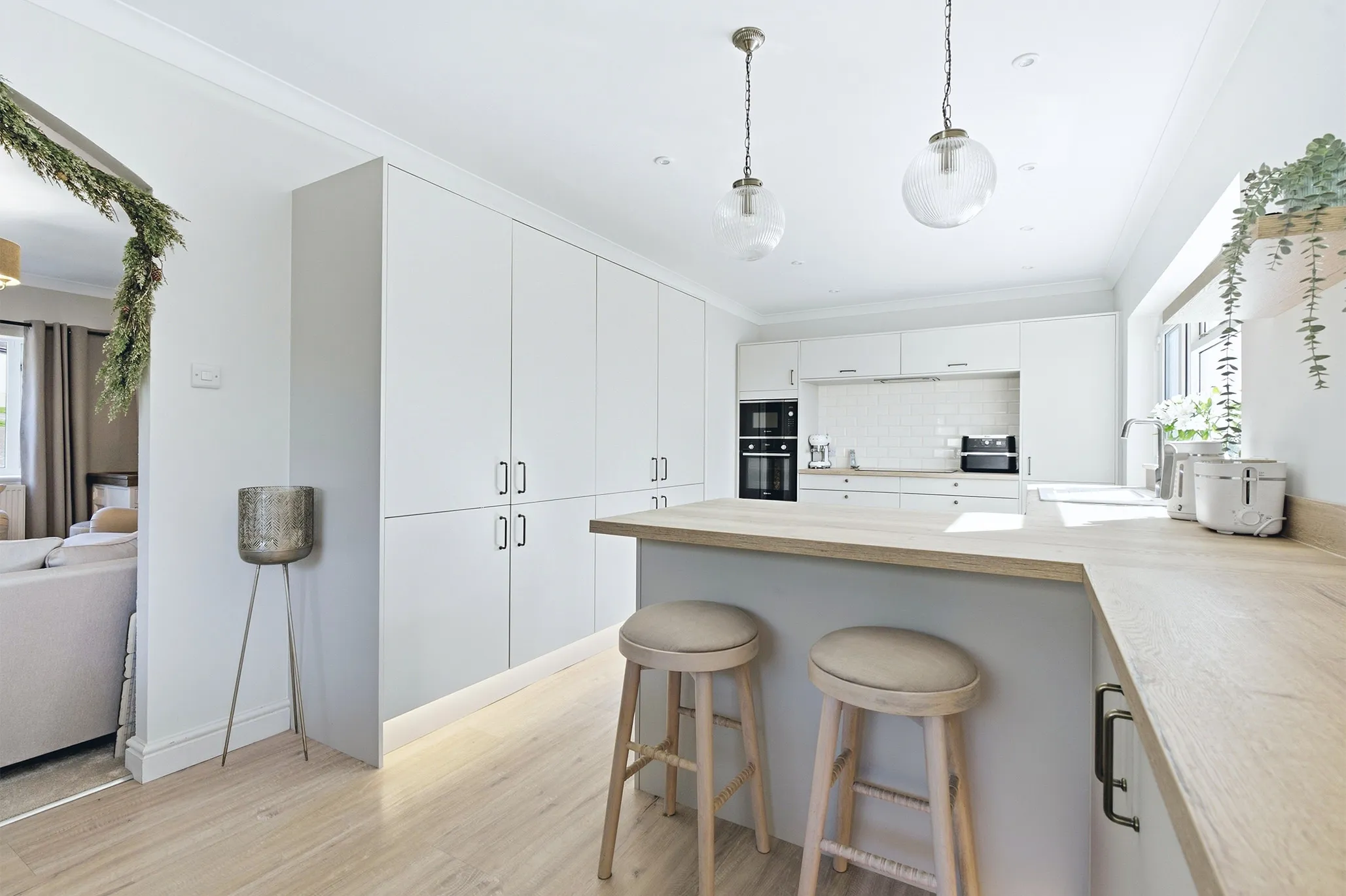 11 Fairway Close, Port Erin. - Photo 5 of 28