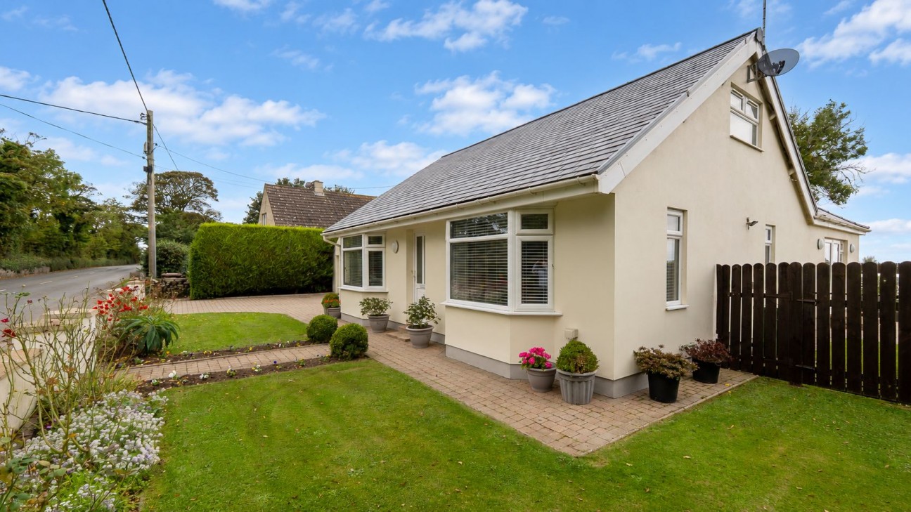 Cronkould Bungalow, Main Road, Ballaugh, Isle of Man, IM7 5ED. - Photo 2 of 31