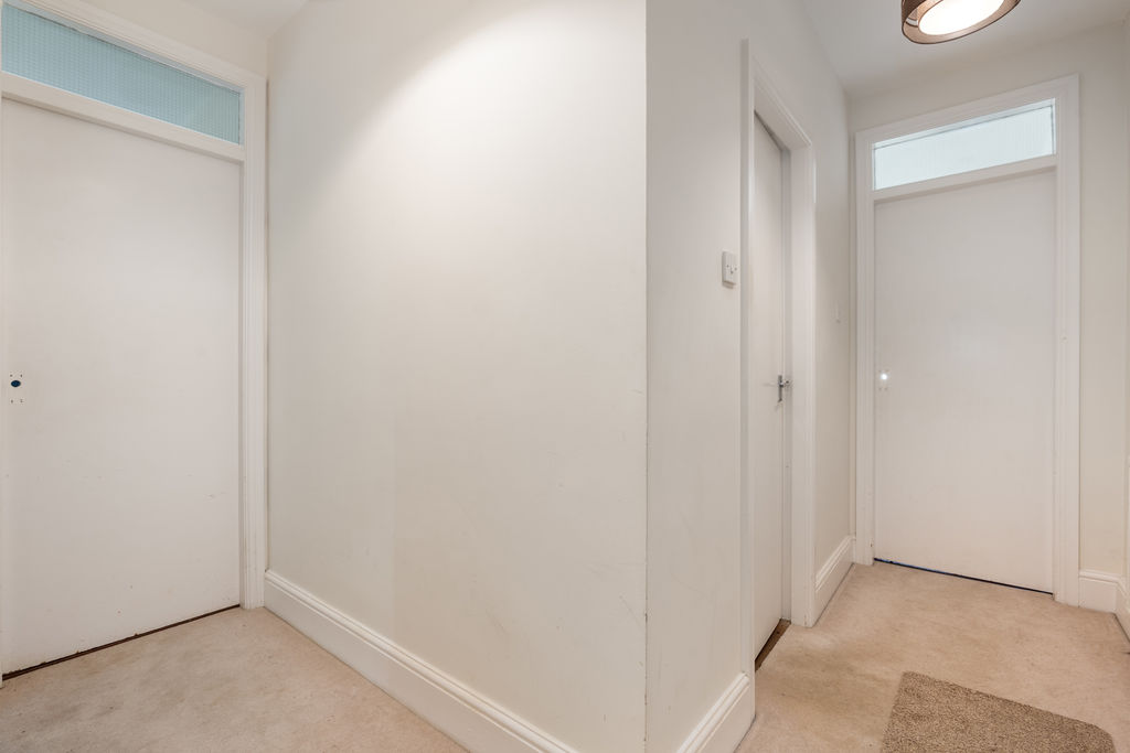 6 Falcon Cliff Apartments, Douglas IM2 4LD. - Photo 2 of 14