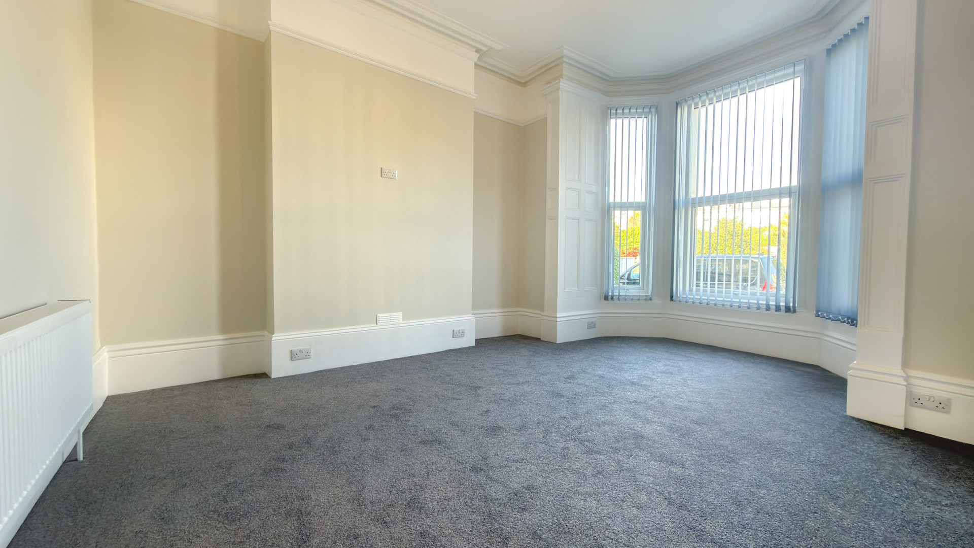 5 Brighton Terrace, Douglas, IM1 4AP. - Photo 2 of 17