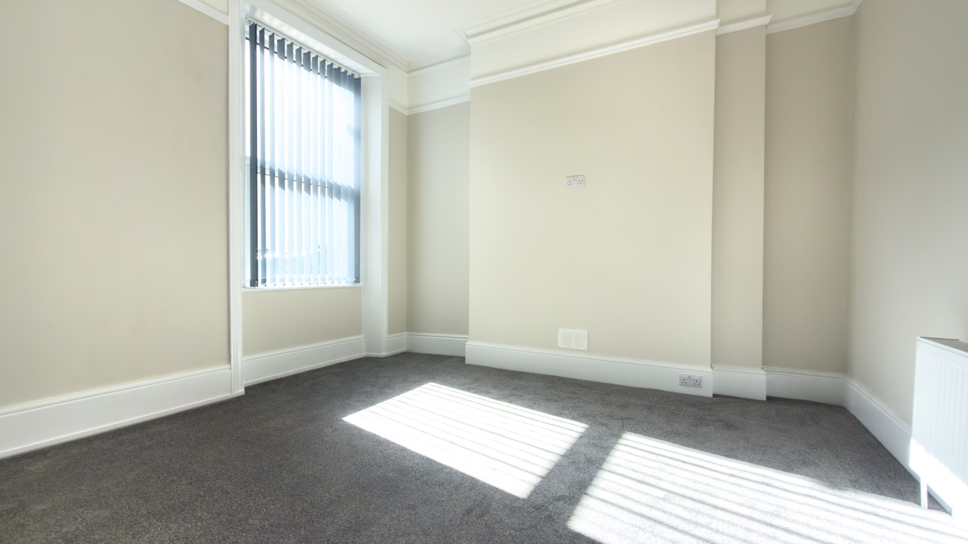 5 Brighton Terrace, Douglas, IM1 4AP. - Photo 3 of 17