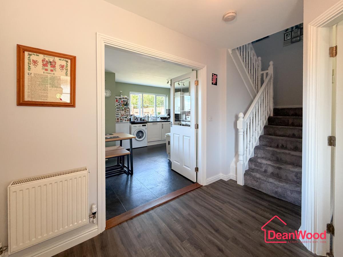 20 Thomas Keig Road, Douglas, Isle Of Man. - Photo 3 of 18