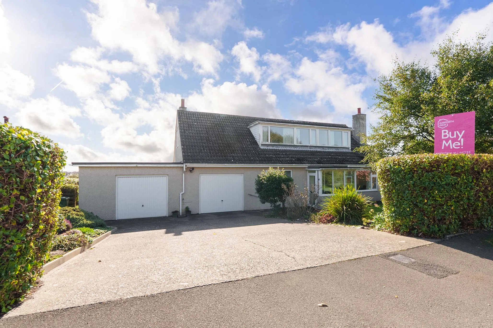 4 Ballakneale Close, Port Erin. - Photo 1 of 29