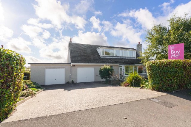 4 Ballakneale Close, Port Erin.