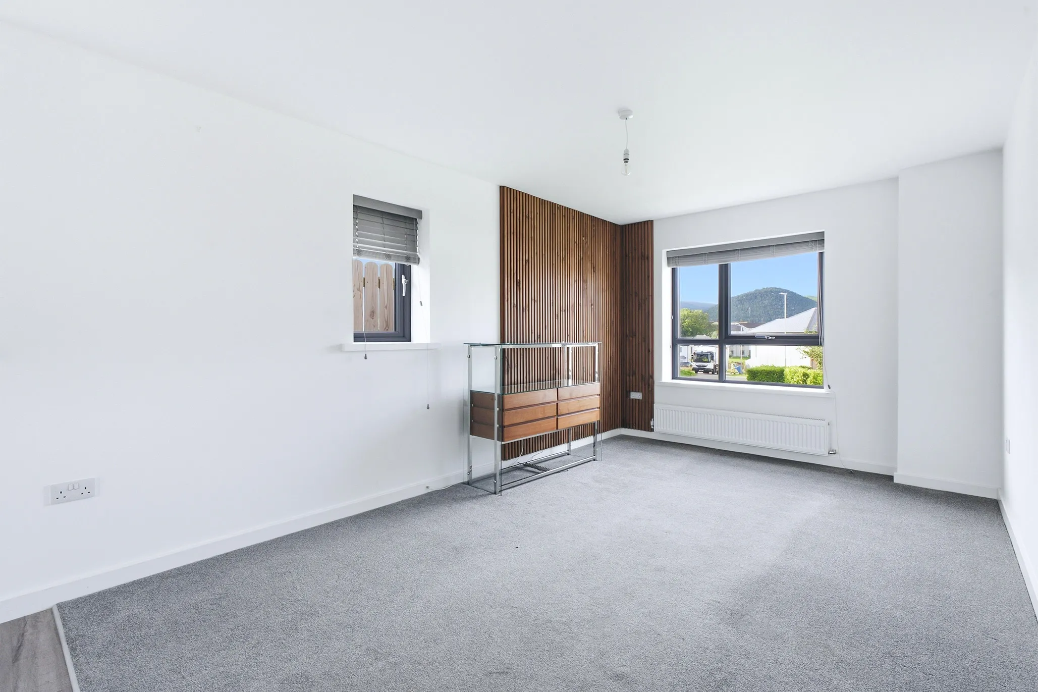 21 Gibbs Grove, Ramsey. - Photo 3 of 24