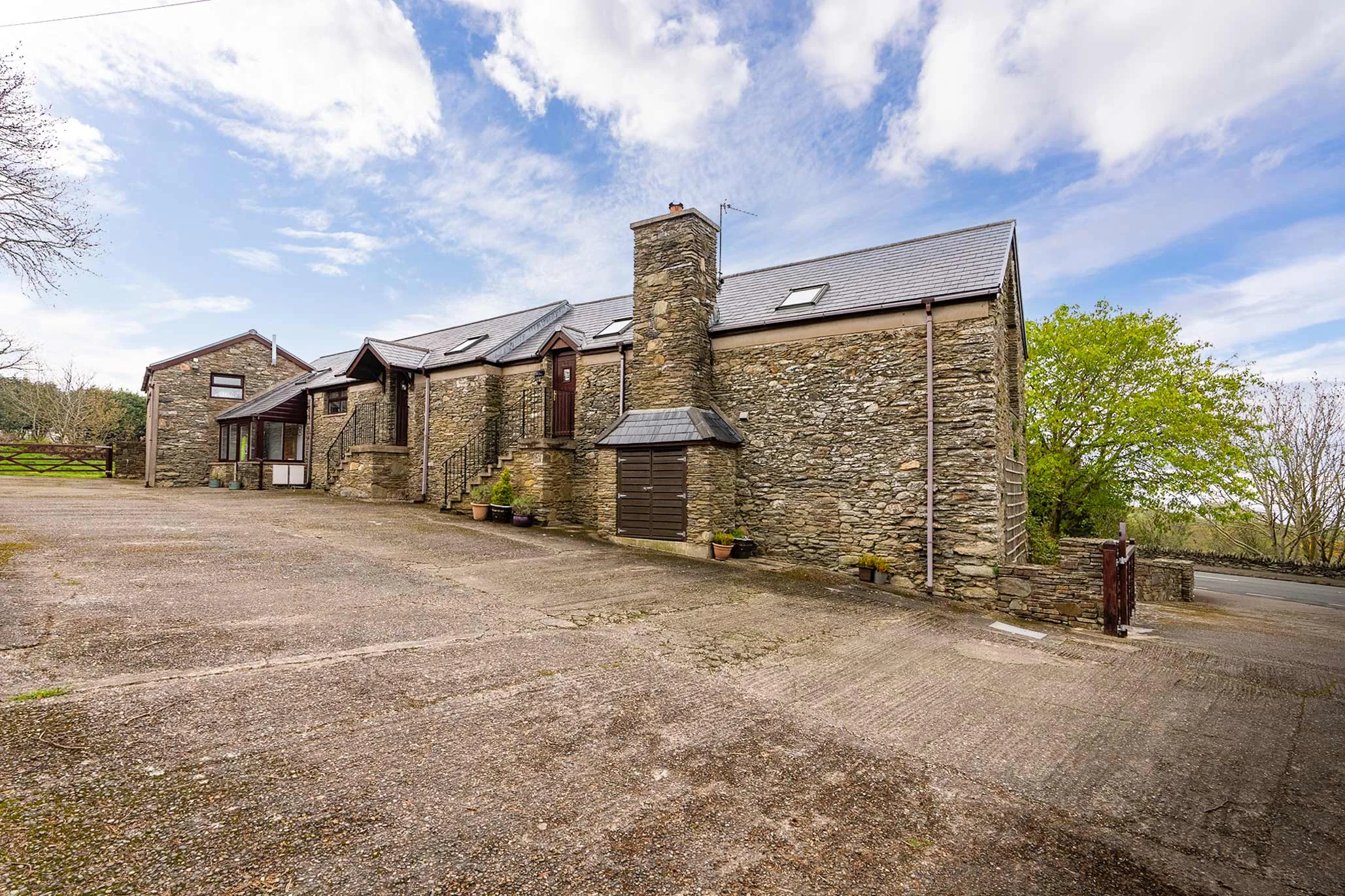 Ballamoar Coach House, Ramsey Road, Laxey. - Photo 4 of 36
