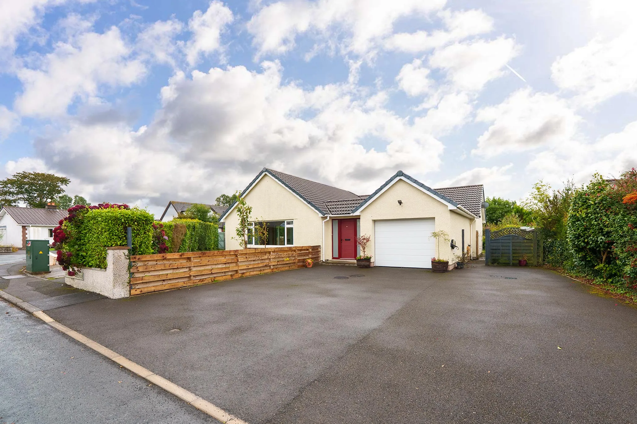 32 Greeba Avenue, Glen Vine. - Photo 1 of 23