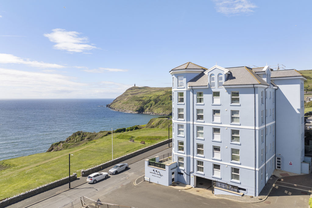 5 Imperial Heights, The Promenade, Port Erin IM9 6LH. - Photo 2 of 26
