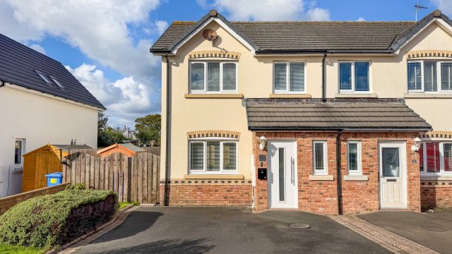 17 Royal Park, Ramsey, IM8 3UF.