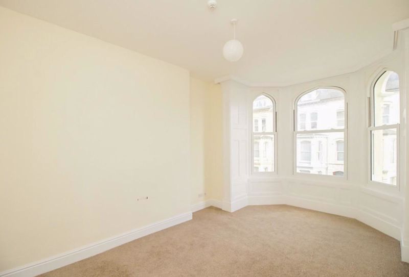 Flat 2, 57 Bucks Road, Douglas IM1 3EE. - Photo 3 of 10
