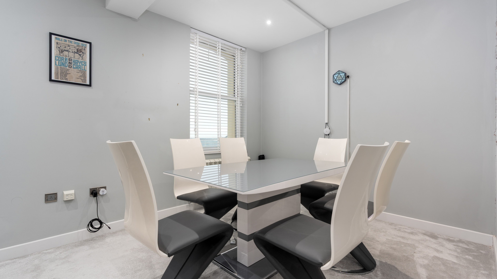Apt. 5 Kenilworth Apartments, Central Promenade, Douglas, IM2 4LU. - Photo 5 of 18