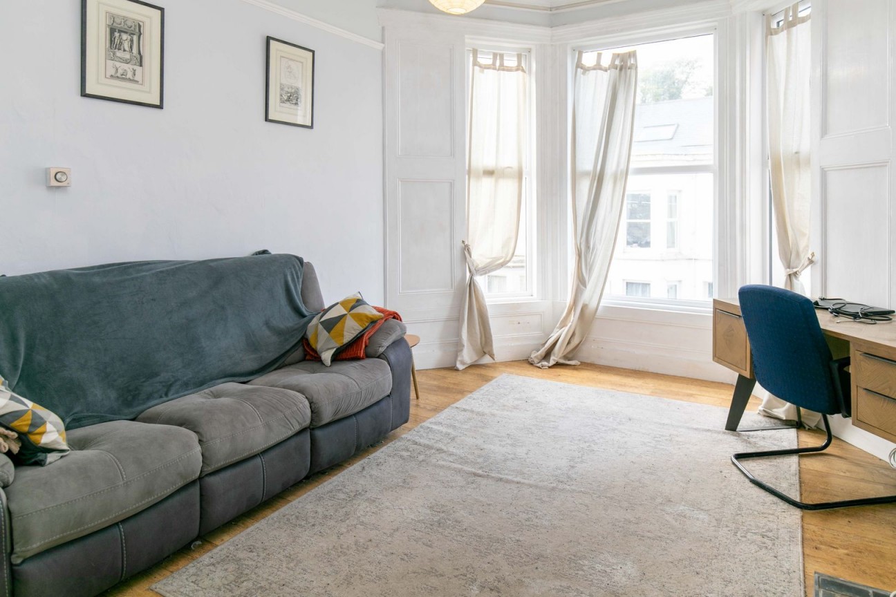 Flat 2, 35 Waterloo Road, Ramsey, IM8 1EQ. - Photo 3 of 7
