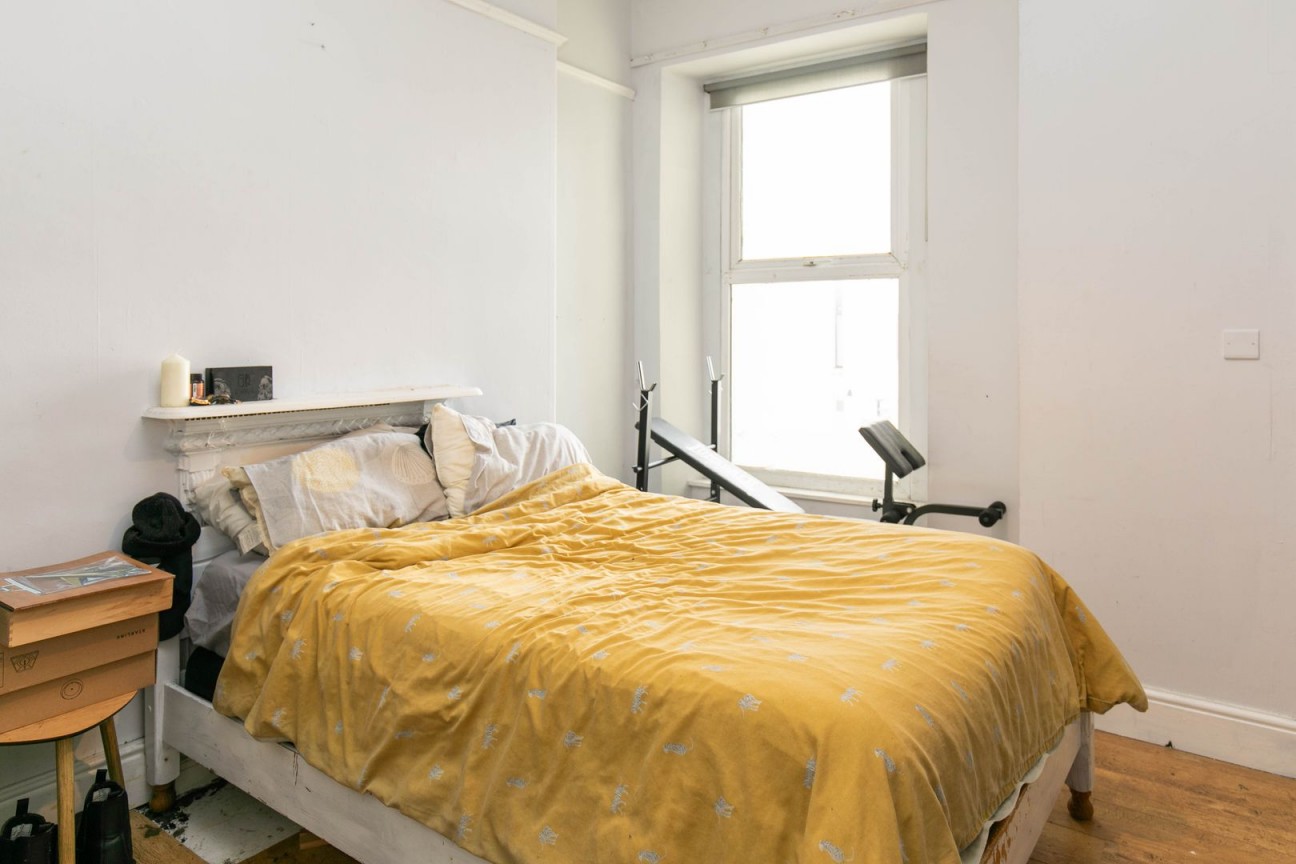 Flat 2, 35 Waterloo Road, Ramsey, IM8 1EQ. - Photo 5 of 7