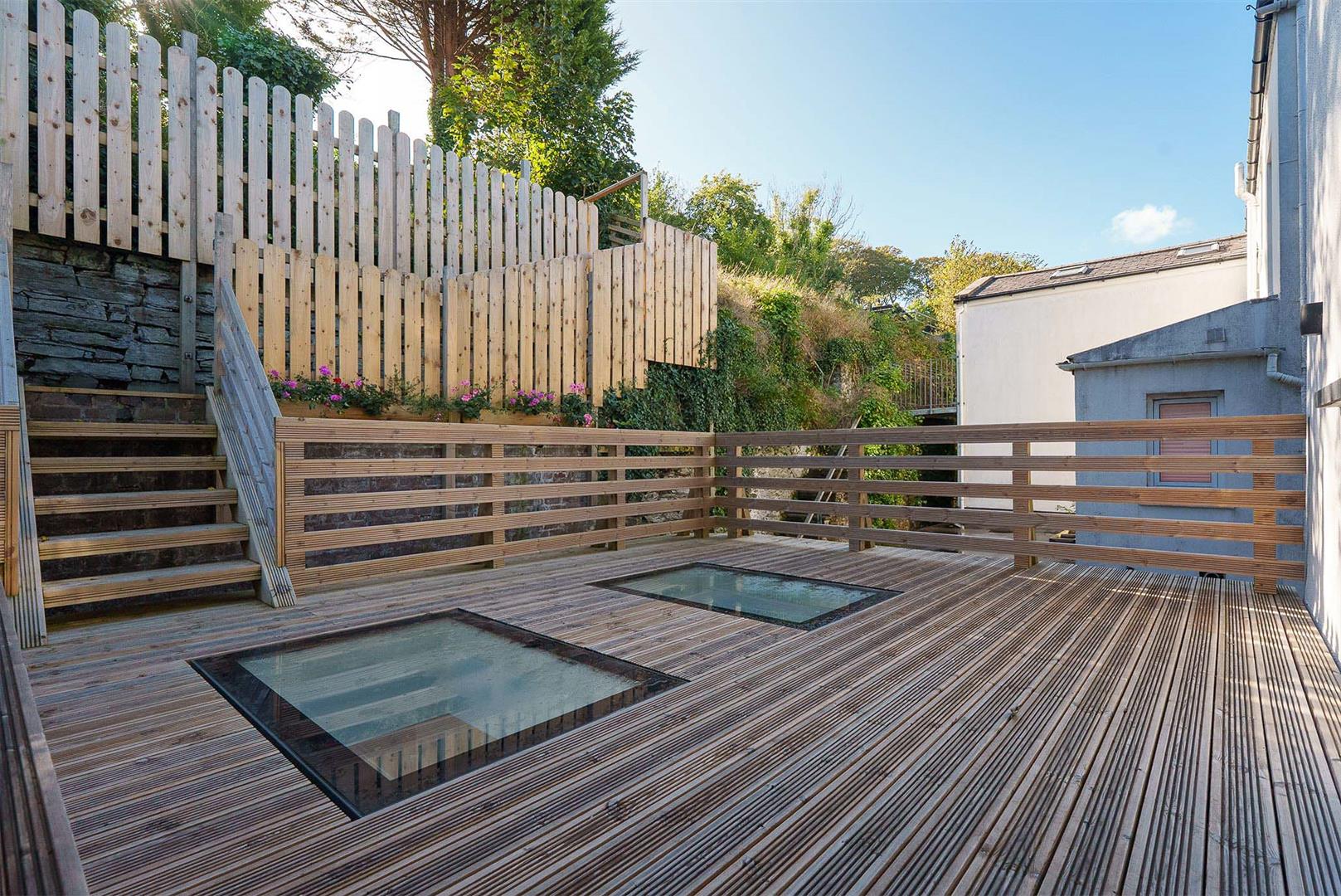 11 Leigh Terrace Douglas. - Photo 2 of 28