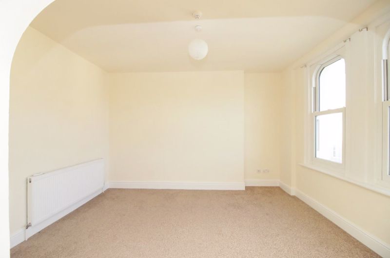 Flat 3, 57 Bucks Road, Douglas IM1 3EE. - Photo 3 of 14
