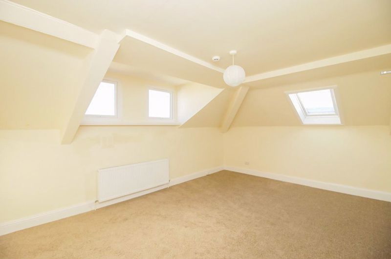 Flat 4, 57 Bucks Road, Douglas IM1 3EE. - Photo 2 of 15