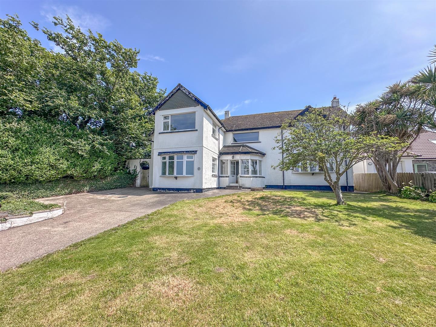 Thalloo Ard, 19 Queens Drive Peel. - Photo 1 of 38
