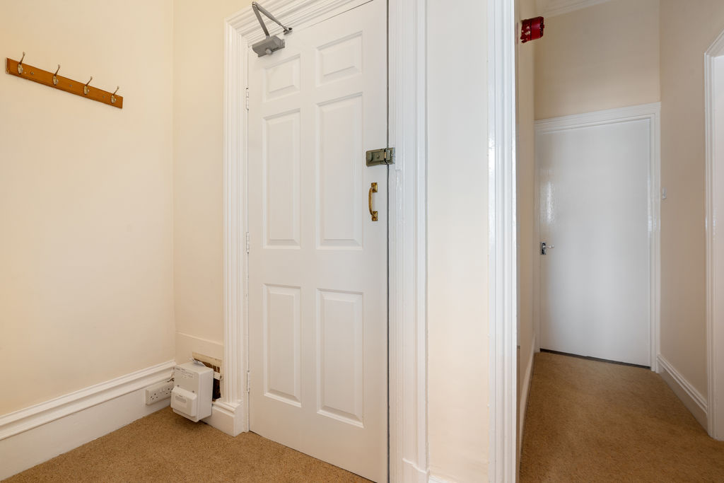 Flat 2, 11 Windsor Road, Douglas IM1 3LD. - Photo 2 of 14