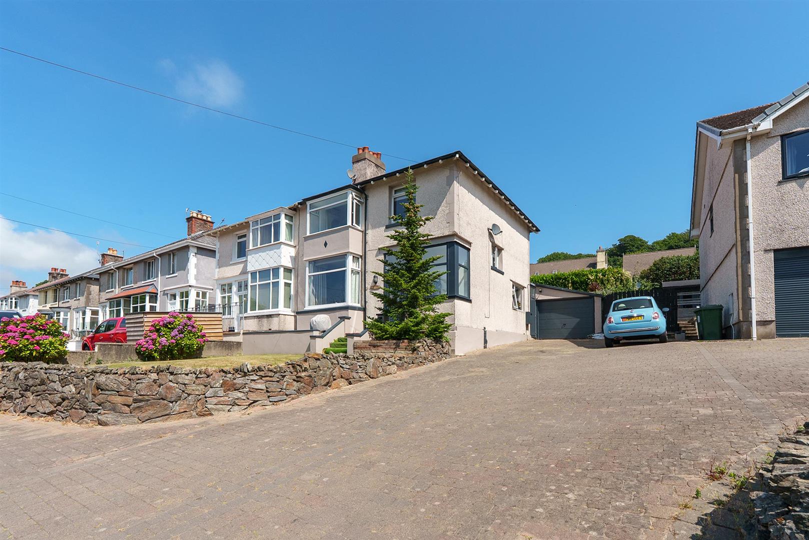 Injebreck, 20 Woodlea Villas Main Road, Crosby. - Photo 2 of 32