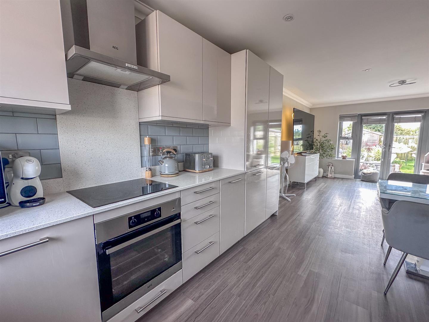 12 Oak Park Ballawattleworth Estate, Peel. - Photo 5 of 32