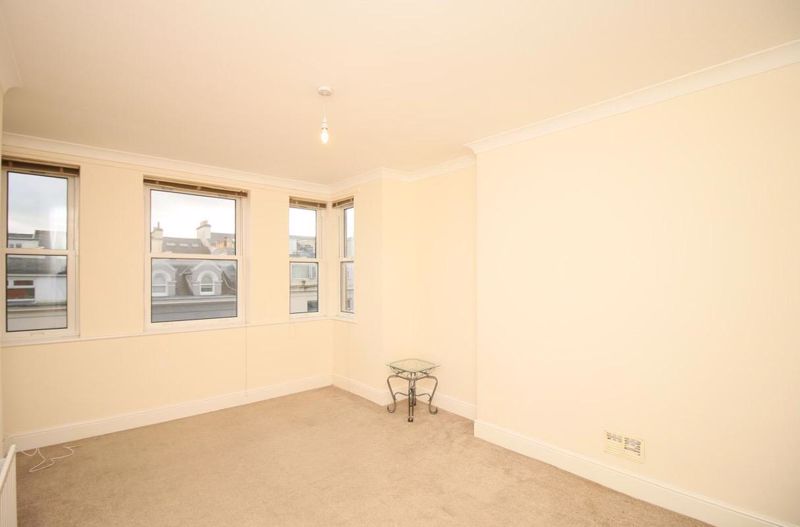 Flat 3, 22A Derby Road, Douglas IM2 3ET. - Photo 5 of 10
