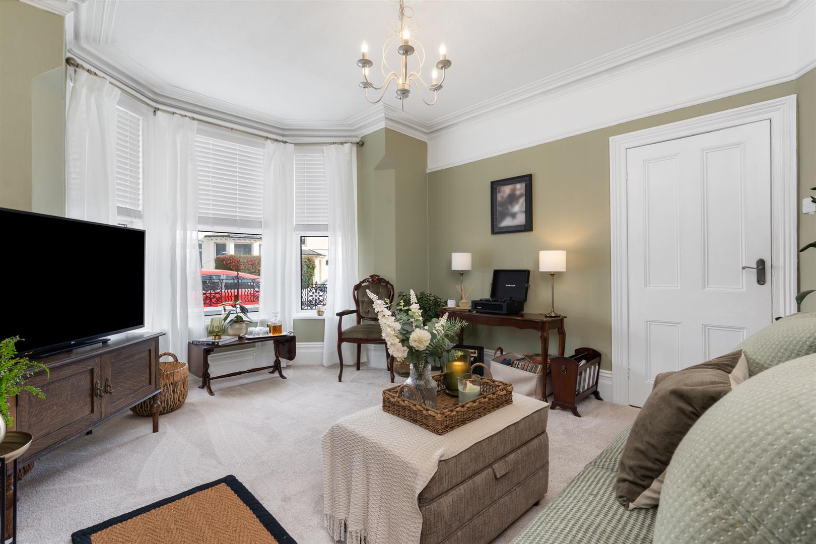 27 Victoria Avenue Onchan. - Photo 4 of 22
