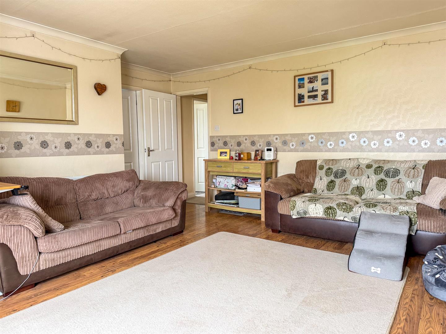 12 Bowness Crescent Onchan. - Photo 5 of 16