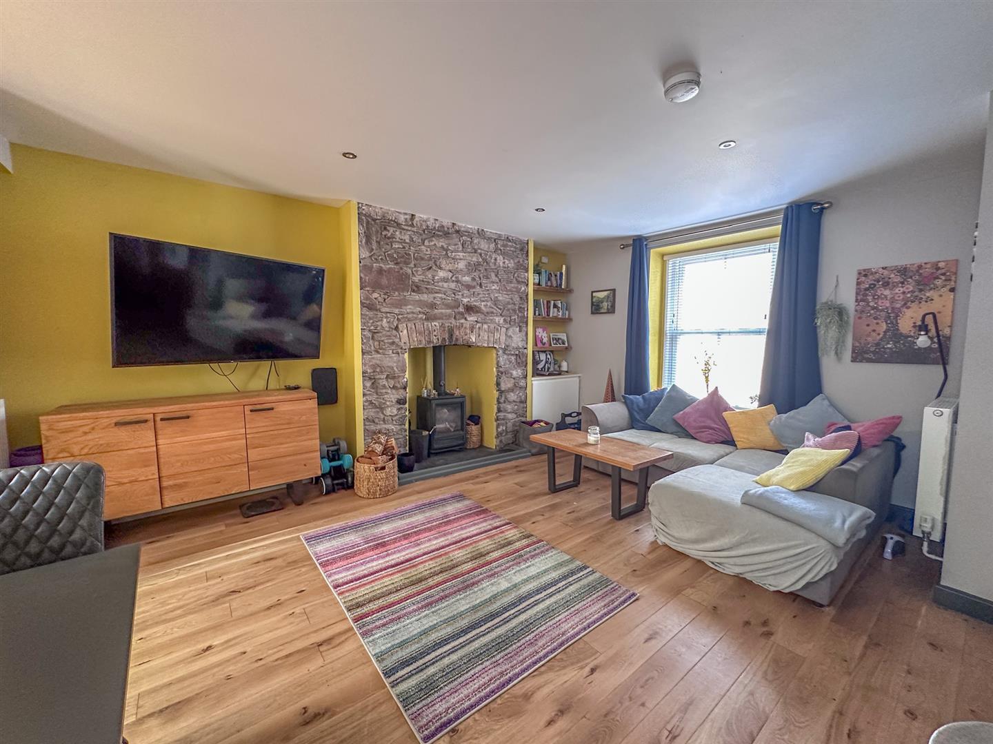 7 Stanley Road Peel. - Photo 5 of 29