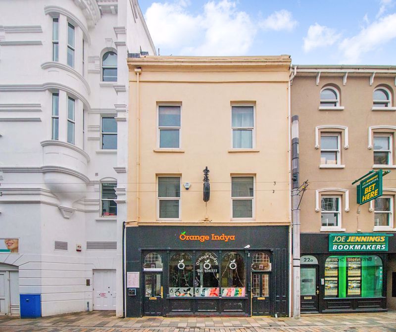 Flat 3, 24 Castle Street, Douglas IM1 2EZ. - Photo 1 of 13